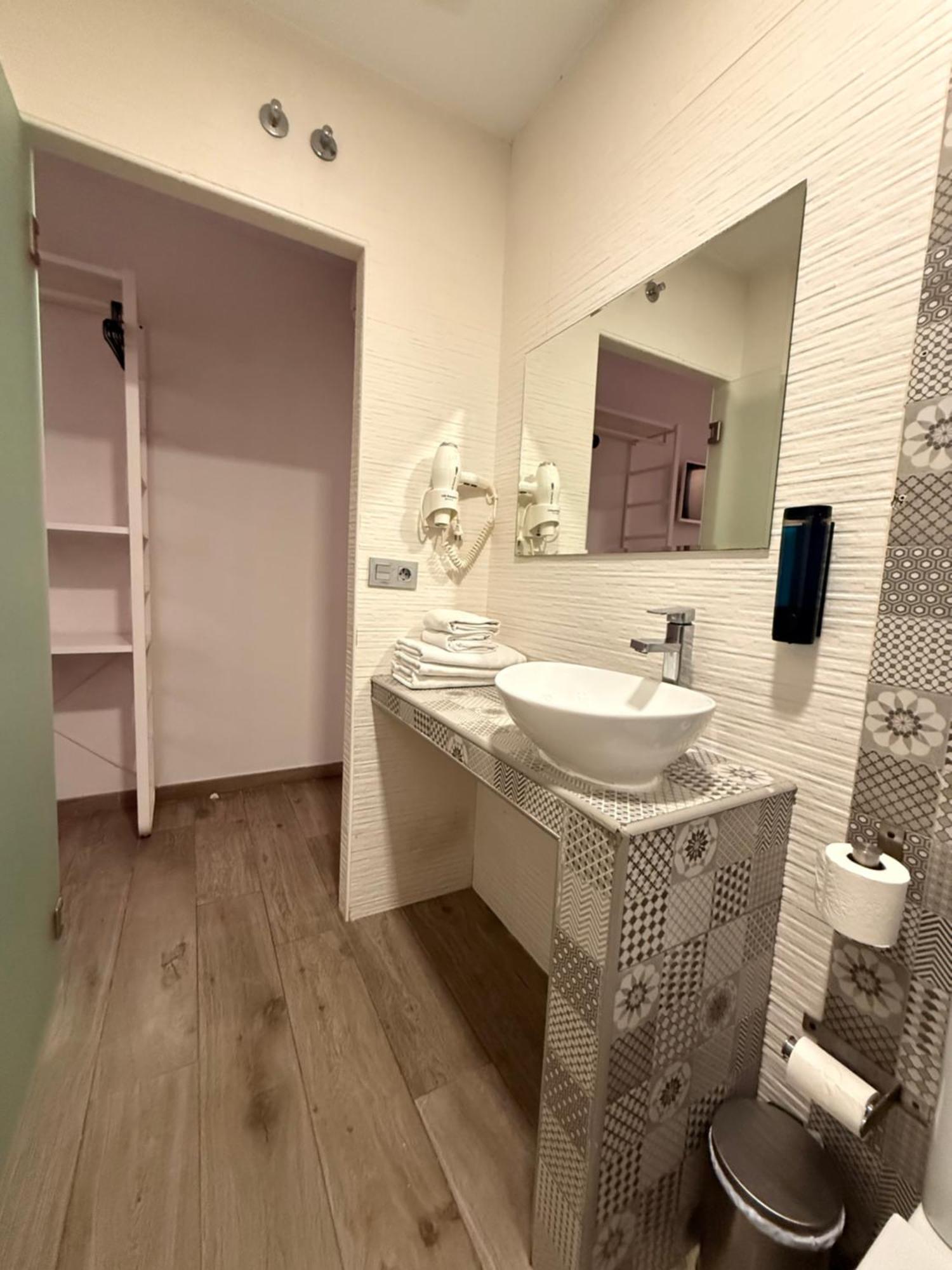 Hostal Letto Dal Mare فالنسيا المظهر الخارجي الصورة